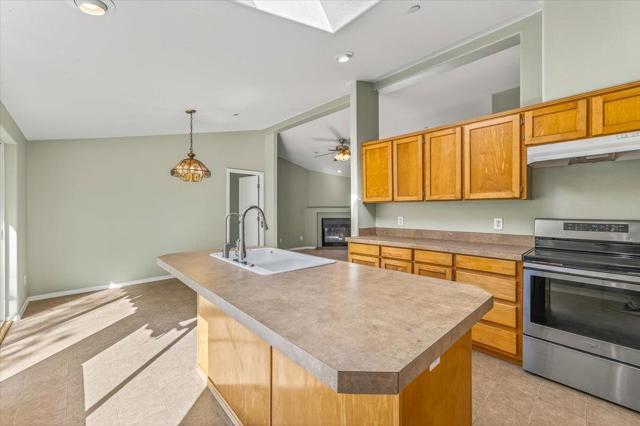 21444 Parrott Ranch Road, Carmel Valley CA: https://media.crmls.org/mediaz/a451c316-ee75-4593-a732-8b496ac753e7.jpg