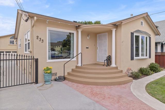233 Rigg Street, Santa Cruz CA: https://media.crmls.org/mediaz/a451d07f-b148-4710-873b-b7f9600f35c7.jpg