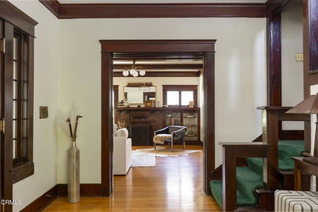 1813 Wayne Avenue, South Pasadena CA: https://media.crmls.org/mediaz/a45208e7-a103-4e1a-abe6-52510569e6bf.jpg