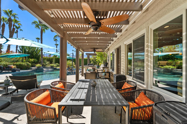 58 Sutton Place E, Palm Desert, CA 92211