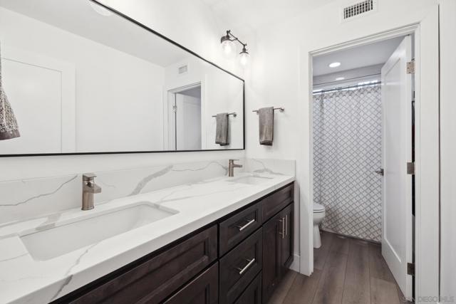 28145 Shady Meadow Ln, Yorba Linda CA: https://media.crmls.org/mediaz/a453ed9a-2d4d-4e11-8532-e71dbeb37a59.jpg