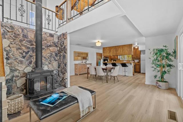475 Fiesta Court, Watsonville CA: https://media.crmls.org/mediaz/a4542053-250e-4cee-ac15-a9a953d32ab5.jpg