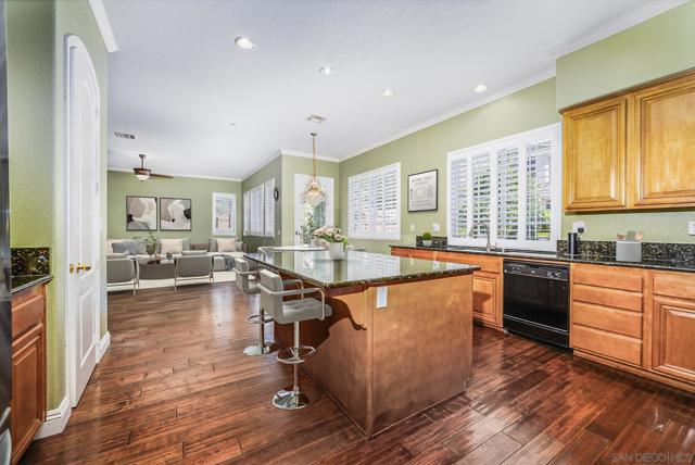 1330 Panorama Ridge Rd, Oceanside CA: https://media.crmls.org/mediaz/a454864c-20d4-4753-8d58-c0f923d7f4f2.jpg
