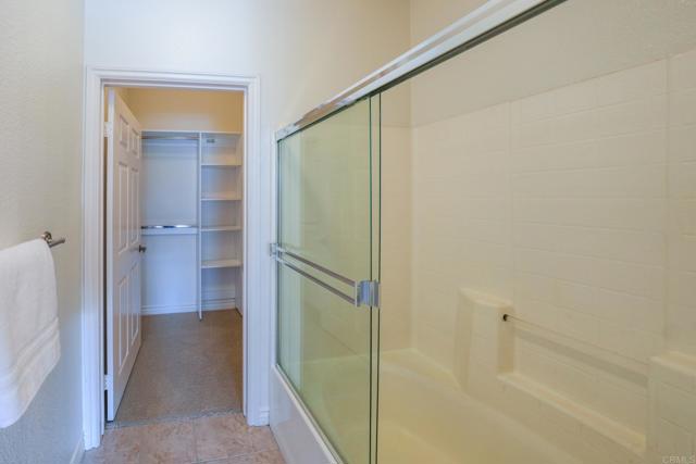 Detail Gallery Image 11 of 30 For 4175 Executive Dr #G407,  La Jolla,  CA 92037 - 2 Beds | 2 Baths