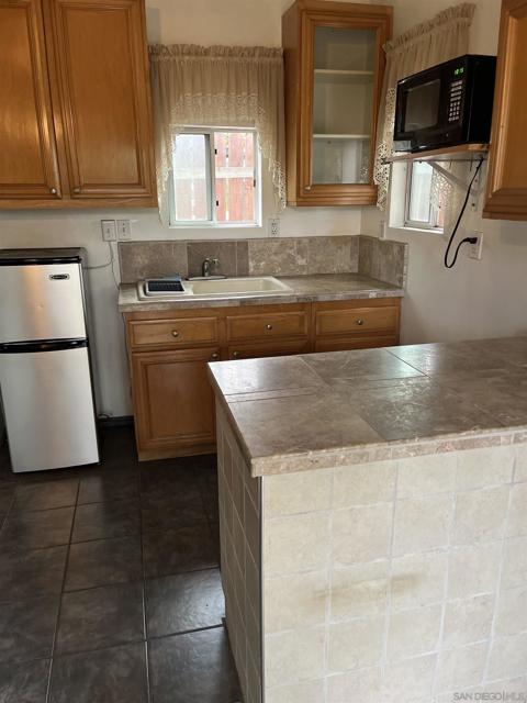 228 E 15th, Escondido CA: https://media.crmls.org/mediaz/a4559bb5-77f5-41fd-b8c5-276b589e51d7.jpg