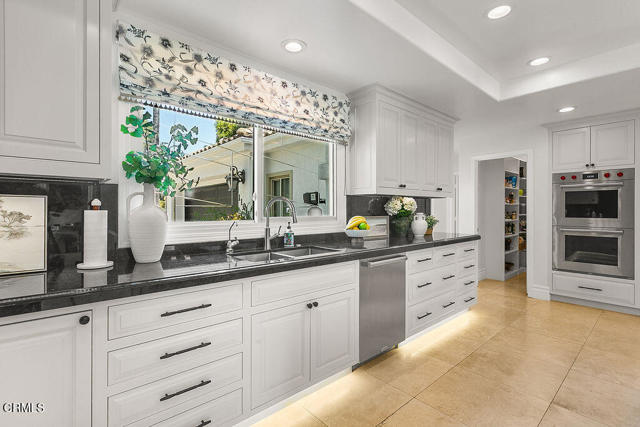 11016 Red Barn Road, Santa Rosa CA: https://media.crmls.org/mediaz/a4561710-ae37-42b1-8e18-08eb64ff0cc6.jpg