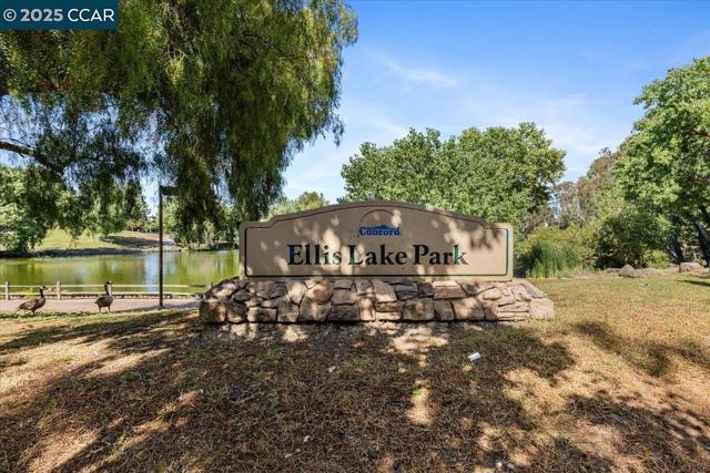 1790 Ellis St, Concord CA: https://media.crmls.org/mediaz/a4568d28-b940-468e-9dd7-45f3f06db44e.jpg