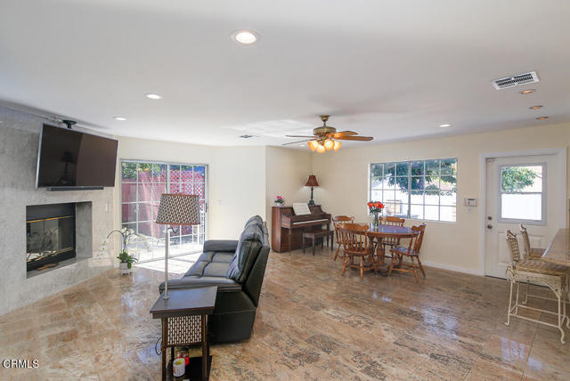 220 W Hillcrest Boulevard, Monrovia CA: https://media.crmls.org/mediaz/a45798a9-82ba-463d-b9b1-f44d1baf3413.jpg