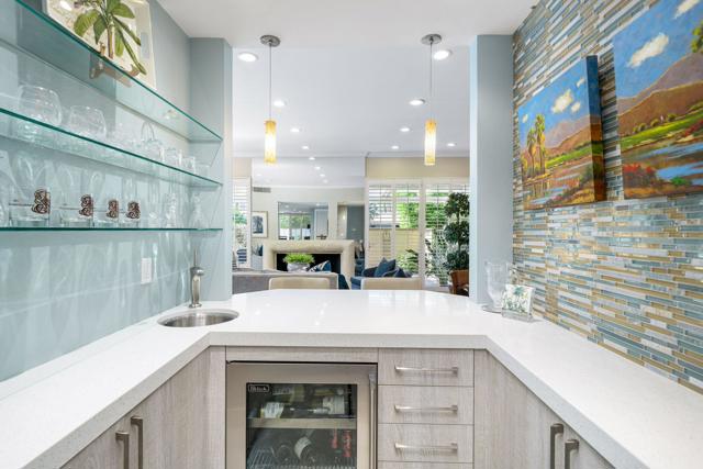 66 Dartmouth Drive, Rancho Mirage CA: https://media.crmls.org/mediaz/a457e322-3dd5-4377-9403-fb6a55d2a104.jpg
