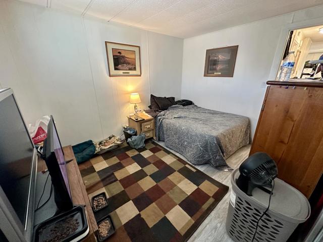 32660 Bloomfield Avenue, Thousand Palms CA: https://media.crmls.org/mediaz/a4583d9a-0691-4e6e-be1f-c6a34e63de69.jpg