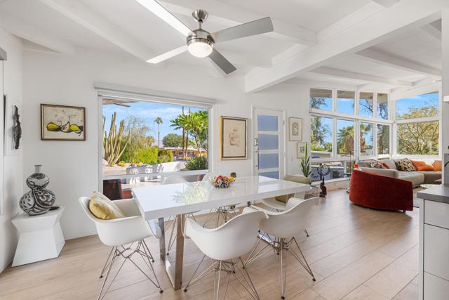 71653 Mirage Road, Rancho Mirage CA: https://media.crmls.org/mediaz/a4587120-fe1f-4a37-b986-50bcc1943839.jpg