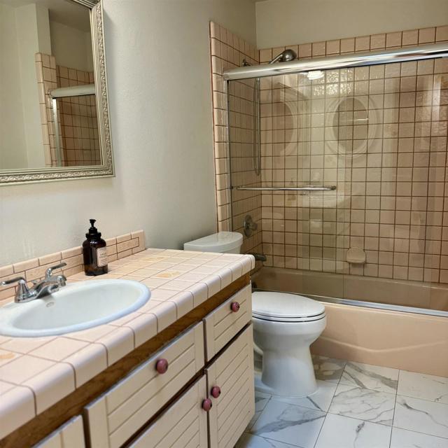 Detail Gallery Image 50 of 75 For 2848 Los Alisos, Fallbrook,  CA 92028 - 5 Beds | 3 Baths