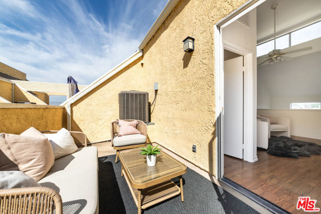 12727 Mitchell Avenue, Los Angeles CA: https://media.crmls.org/mediaz/a458ac7c-3c34-4167-b945-c21be5fc786c.jpg