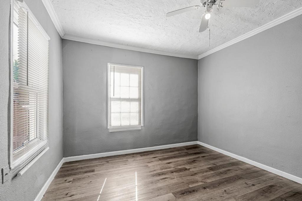 https://media.crmls.org/mediaz/a458b793-d0ad-4cf0-b78c-76c07855c5a2.jpg?preset=X-Large