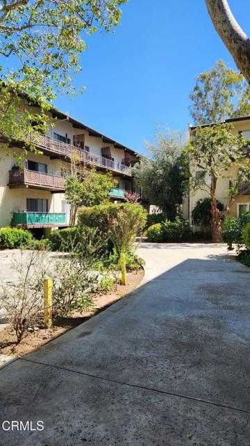 5460 White Oak Avenue, Los Angeles CA: https://media.crmls.org/mediaz/a458eef6-ef56-4c4b-be85-6fe77e1fdd88.jpg