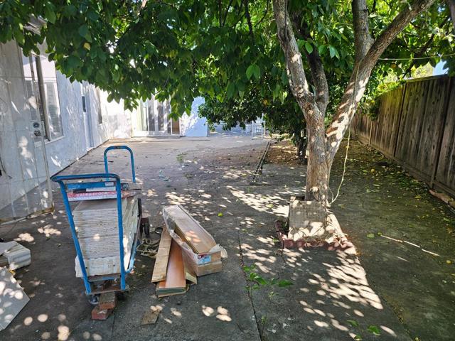 1880 Norseman Drive, San Jose CA: https://media.crmls.org/mediaz/a458f1fe-562d-4869-9012-7639507529ad.jpg