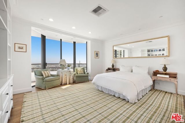 10601 Wilshire Boulevard, Los Angeles CA: https://media.crmls.org/mediaz/a4595130-d2e6-46a8-9144-1802791f73f6.jpg