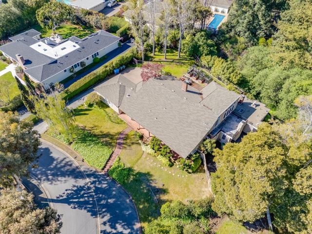 680 Fairway Circle, Hillsborough CA: https://media.crmls.org/mediaz/a45b5f78-6efa-47ed-b671-27a353b5cf56.jpg