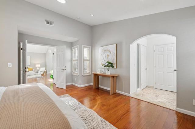 704 Prescott Lane, Foster City CA: https://media.crmls.org/mediaz/a45b74a4-6487-4457-9349-0566db6a31e3.jpg