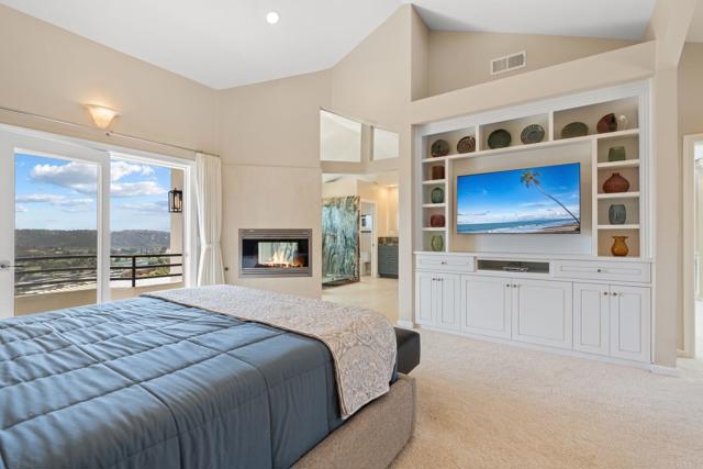 Detail Gallery Image 26 of 46 For 7327 El Fuerte St, Carlsbad,  CA 92009 - 5 Beds | 4/1 Baths