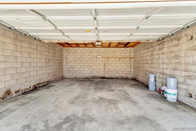 9065 67 Lemon St, Spring Valley CA: https://media.crmls.org/mediaz/a45c2055-935c-4820-ad00-9225896a5ae5.jpg