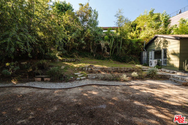 2300 Baxter Street, Los Angeles CA: https://media.crmls.org/mediaz/a45d090d-3b14-42b4-98c9-0a922e84790b.jpg