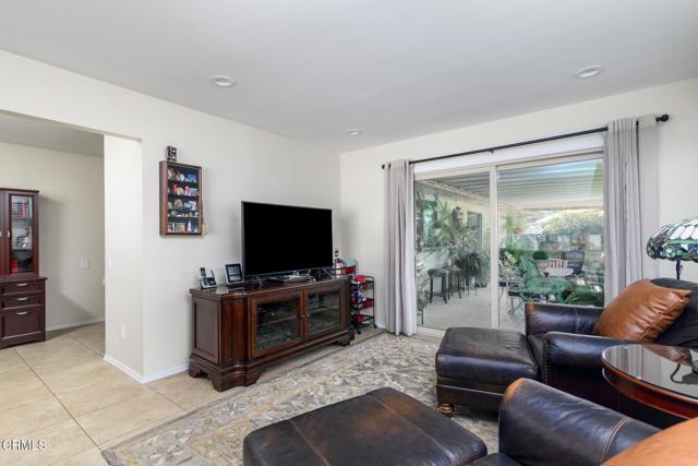 Detail Gallery Image 15 of 42 For 25336 Village 25, Camarillo,  CA 93012 - 2 Beds | 2 Baths