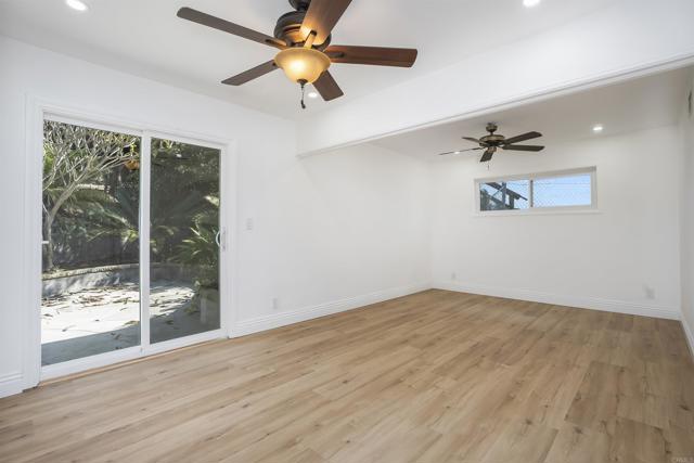 Detail Gallery Image 31 of 59 For 5861 College Ave, San Diego,  CA 92120 - 3 Beds | 2 Baths