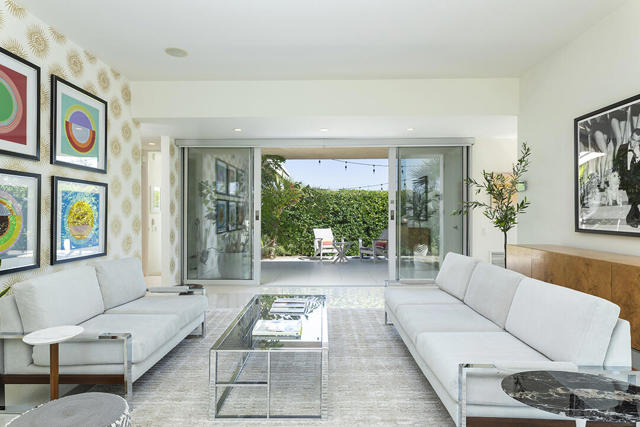 318 Desert Lakes Drive, Palm Springs, CA 92264