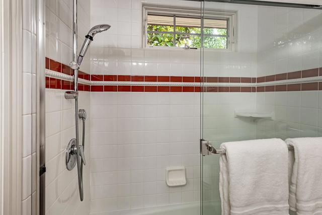 635 Occidental Avenue, San Mateo CA: https://media.crmls.org/mediaz/a4628418-f9a9-409a-90d3-16e8eedc4941.jpg