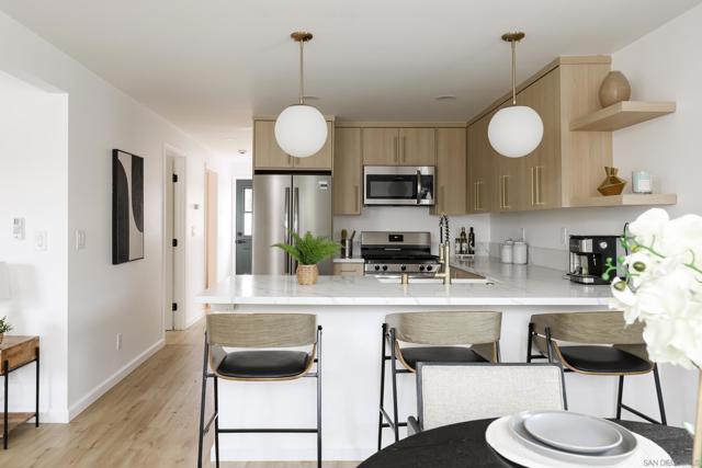 8210 Orchard Ave, La Mesa CA: https://media.crmls.org/mediaz/a46426f6-2529-4633-8669-a244684d4507.jpg