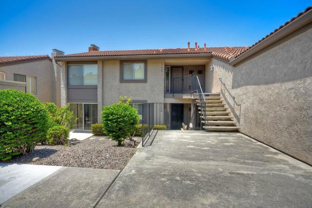 17438 Plaza Otonal, San Diego CA: https://media.crmls.org/mediaz/a4643094-4bf2-4696-91d6-bb2d48e6798d.jpg