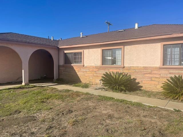 629 Chaparral Street, Salinas CA: https://media.crmls.org/mediaz/a4646a26-31cb-40c8-81c0-d6044fbcfb81.jpg