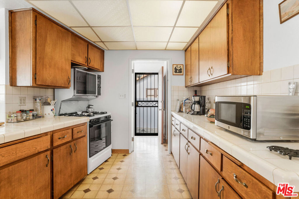 MLS #25618043 image #12