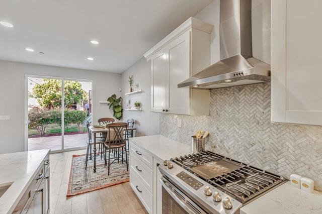 9565 Grande Drive, Gilroy CA: https://media.crmls.org/mediaz/a467bacf-5b3c-4ba1-8135-59431f5fc133.jpg