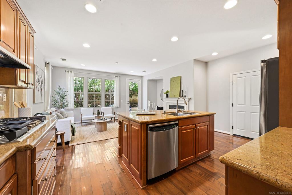 5681 Cullen Crest - photo 8