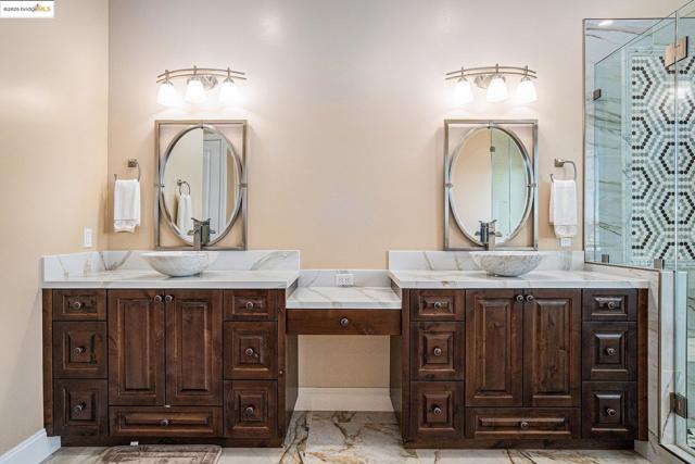 2012 Windward Pt, Discovery Bay CA: https://media.crmls.org/mediaz/a4693685-5cbd-4e7f-8b6f-5e527a9d71b0.jpg