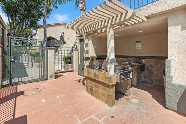 7565 Charmant Dr, San Diego CA: https://media.crmls.org/mediaz/a46955fc-569c-4b67-b842-6e93e656b525.jpg