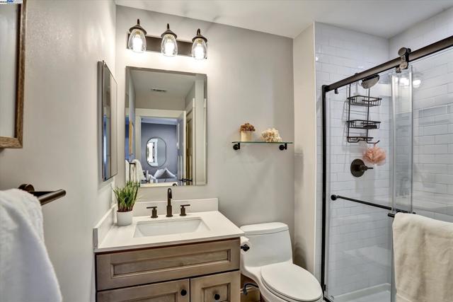 27 Serene Ct, Danville CA: https://media.crmls.org/mediaz/a4699f75-3c5c-4f82-8fc7-f529309a3962.jpg