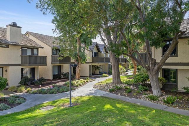 646 S Ahwanee Terrace, Sunnyvale CA: https://media.crmls.org/mediaz/a46a7377-2943-4dc4-8256-d1eebd5f9ef5.jpg