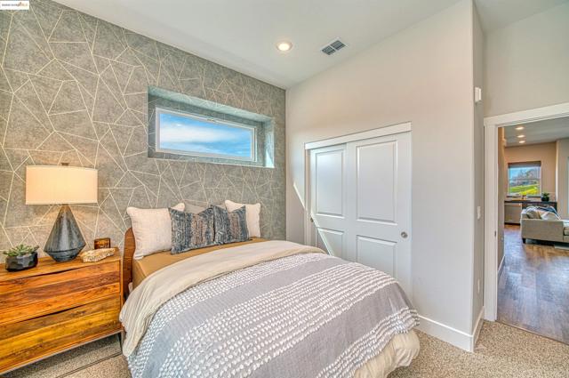 28971 Parkwood Lane, Hayward CA: https://media.crmls.org/mediaz/a46a85a3-8b5d-485b-b12c-52c376e4ac4f.jpg