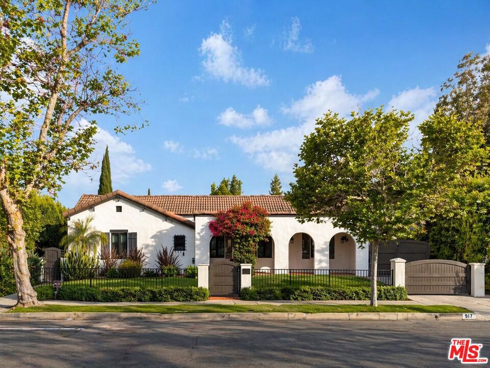 917 S Ridgeley Drive