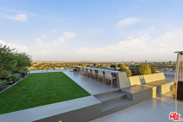1100 Alta Loma Road, West Hollywood CA: https://media.crmls.org/mediaz/a46afb49-f7d1-42cc-a1ba-181d859b6c85.jpg