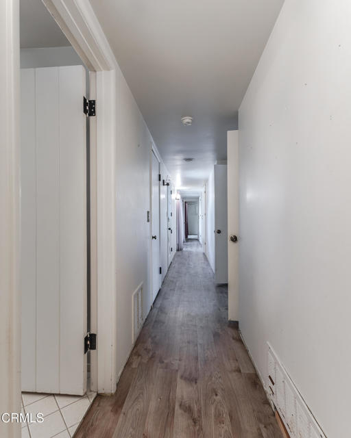 887 Vallombrosa Drive, Pasadena CA: https://media.crmls.org/mediaz/a46b78ad-043b-49a1-86ea-1d593820cd05.jpg