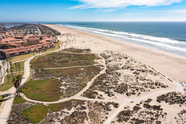 5125 W Wooley Road, Oxnard CA: https://media.crmls.org/mediaz/a46ba652-6993-49fb-8c29-99ff8fb24ae5.jpg