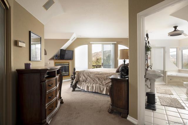 29531 Gordon Hill Road, Valley Center CA: https://media.crmls.org/mediaz/a46cf026-b53b-4de2-a28b-567dfebfd0fe.jpg