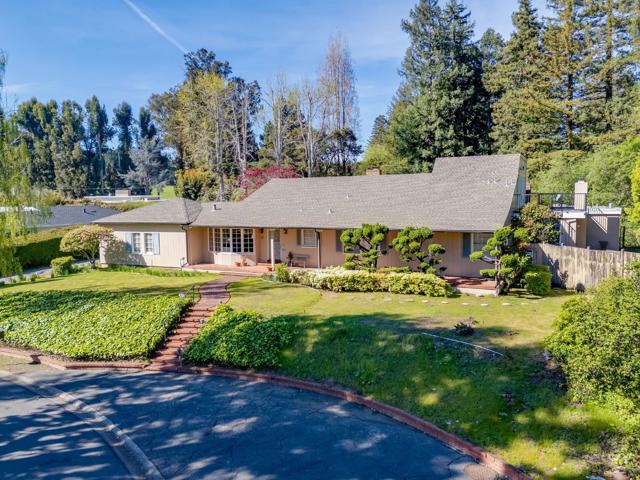 680 Fairway Circle, Hillsborough CA: https://media.crmls.org/mediaz/a46d5591-cd65-430a-a680-3cae7612f613.jpg