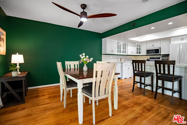 27003 Rio Prado Drive, Valencia CA: https://media.crmls.org/mediaz/a46e2f0a-7fb9-467b-aa2a-6a6ef5a6b853.jpg