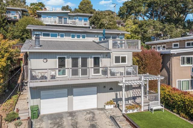445 Monterey Drive, Aptos CA: https://media.crmls.org/mediaz/a46eb236-0440-41f9-bf94-34dc89643839.jpg