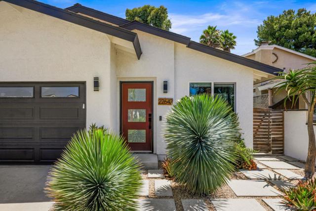 22642 Via Santiago, Mission Viejo CA: https://media.crmls.org/mediaz/a46f86ed-ce12-492e-9341-b9e2fc6b2201.jpg